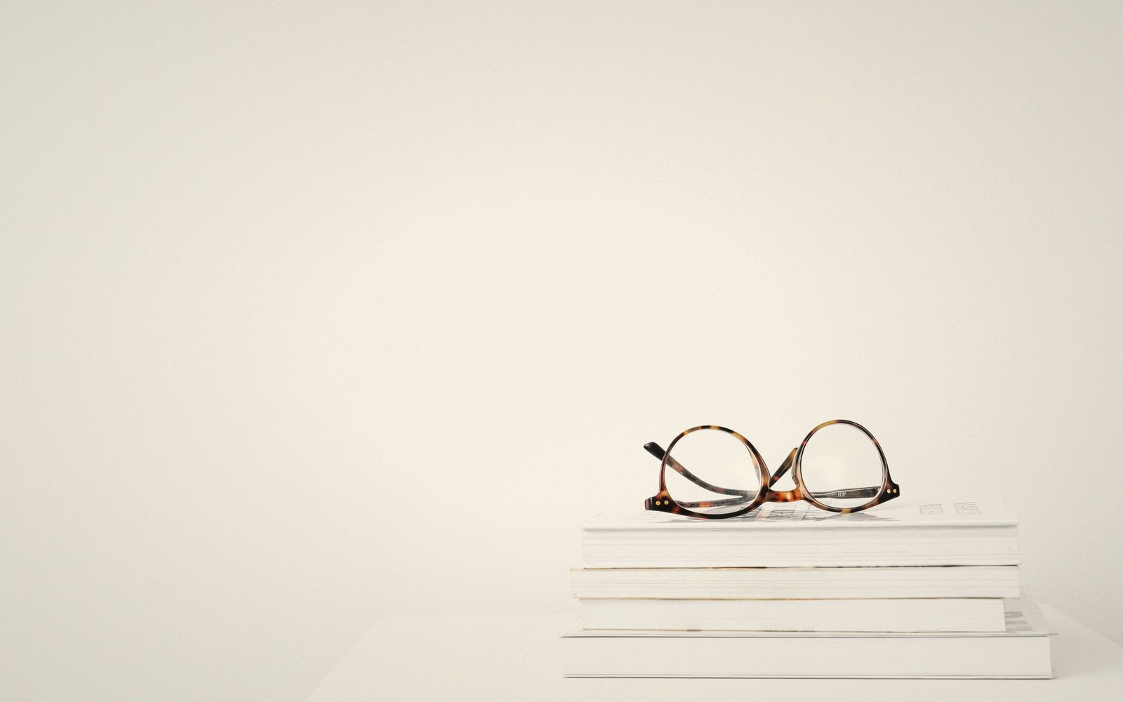 How to Read More Without Making It a Chore